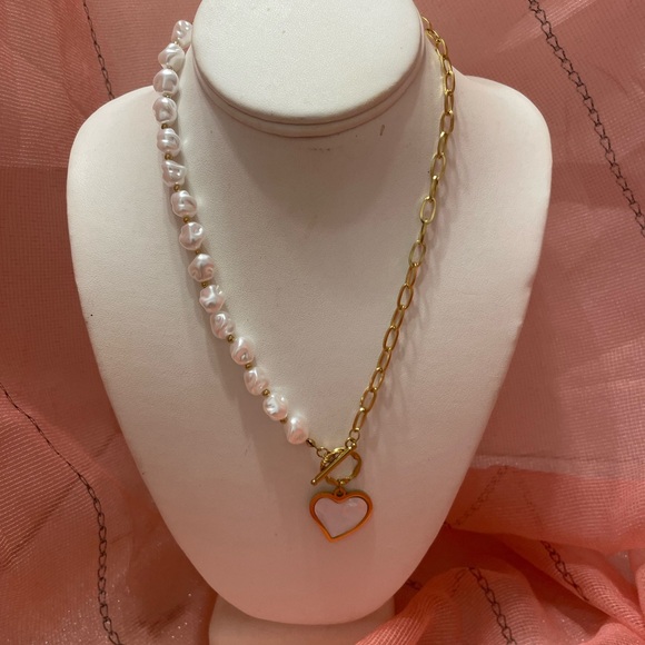 Gold and White Heart Pendant Necklace - Picture 5 of 10
